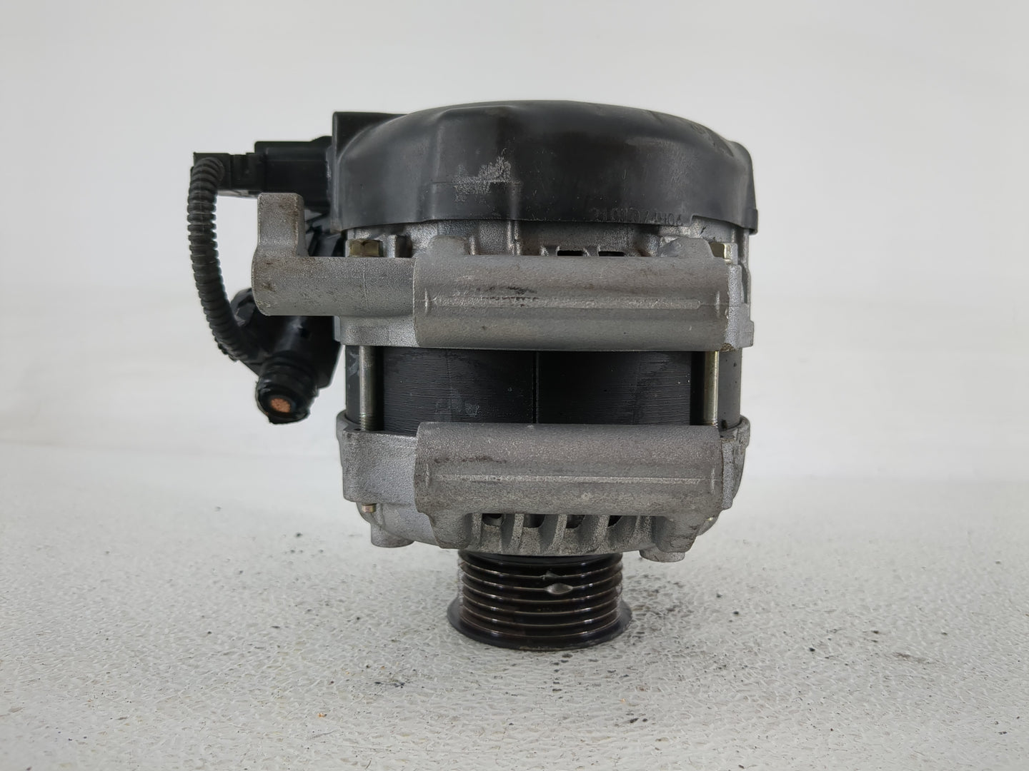 2019-2022 Toyota Corolla Alternator Replacement Generator Charging Assembly Engine OEM P/N:27060-F2260 Fits OEM Used Auto Pa