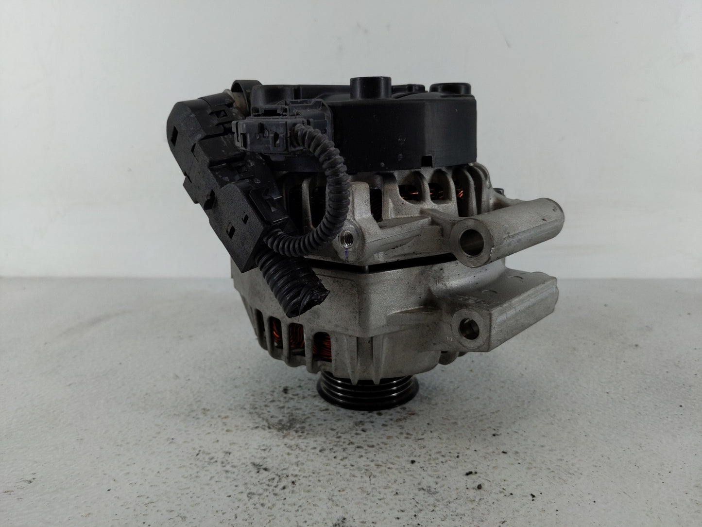 2019-2022 Toyota Corolla Alternator Replacement Generator Charging Assembly Engine OEM P/N:27060-F2260 Fits OEM Used Auto Pa