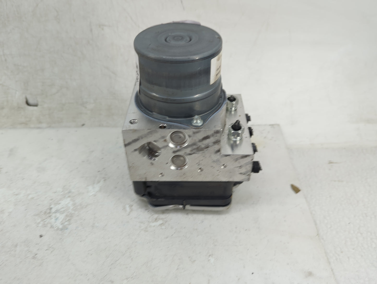 2025 Toyota Corolla ABS Pump Control Module Replacement P/N:44540 02F01 D6278001325040201484 Fits OEM Used Auto Parts - Oemu
