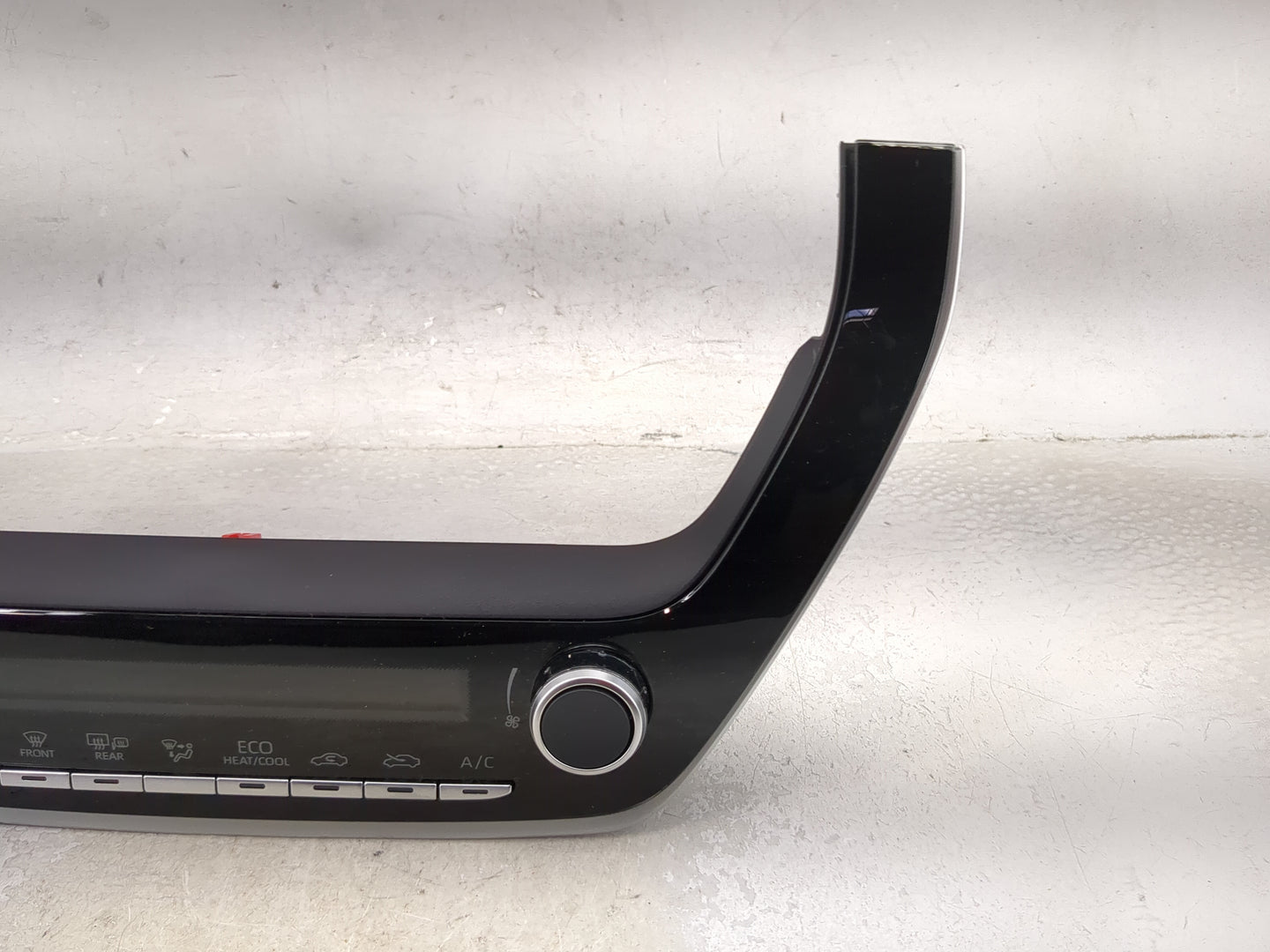 2025 Toyota Corolla Climate Control Module Temperature AC/Heater Replacement P/N:5590012L71 A75R418 Fits OEM Used Auto Parts