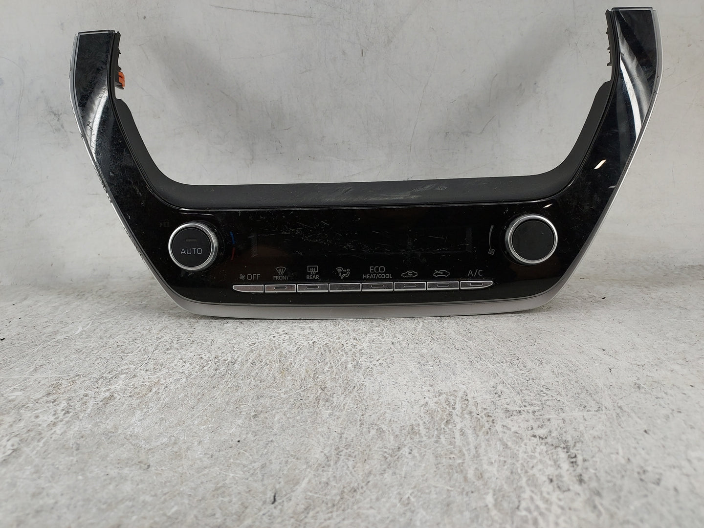 2025 Toyota Corolla Climate Control Module Temperature AC/Heater Replacement P/N:55900-02M00 530-1A54 Fits OEM Used Auto Par
