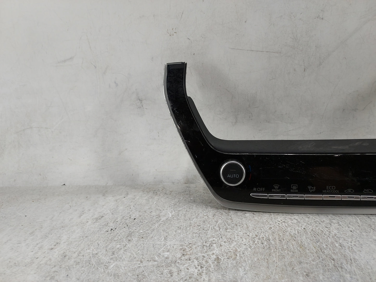 2025 Toyota Corolla Climate Control Module Temperature AC/Heater Replacement P/N:55900-02M00 530-1A54 Fits OEM Used Auto Par