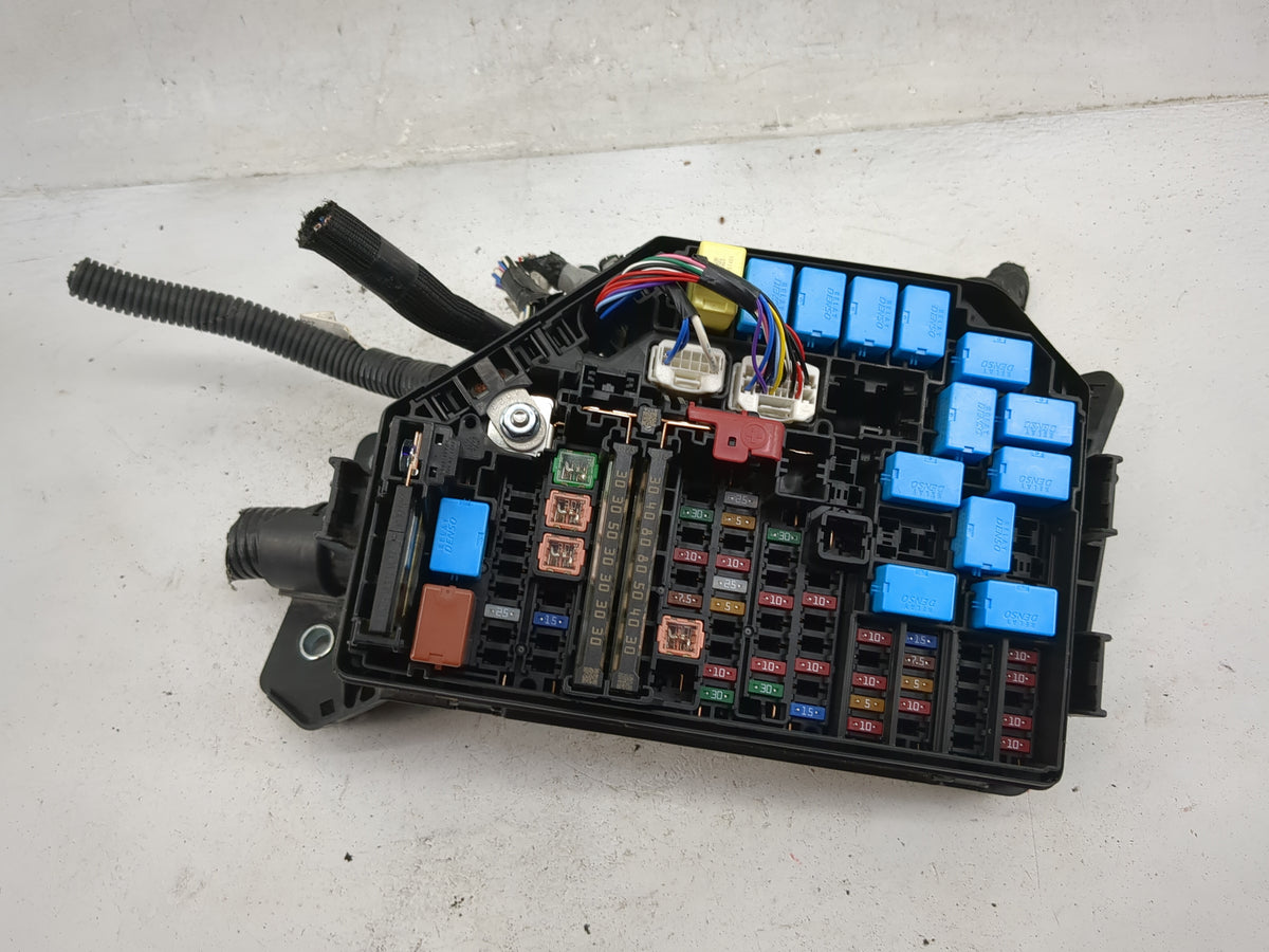 2020-2022 Toyota Corolla Fusebox Fuse Box Panel Relay Module P/N:82662-12F70 Fits Fits 2020 2021 2022 OEM Used Auto Parts - 