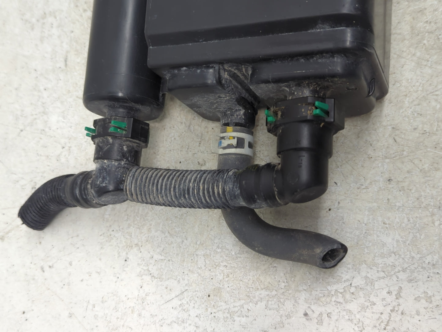2025 Toyota Corolla Fuel Vapor Charcoal Canister - Oemusedautoparts1.com