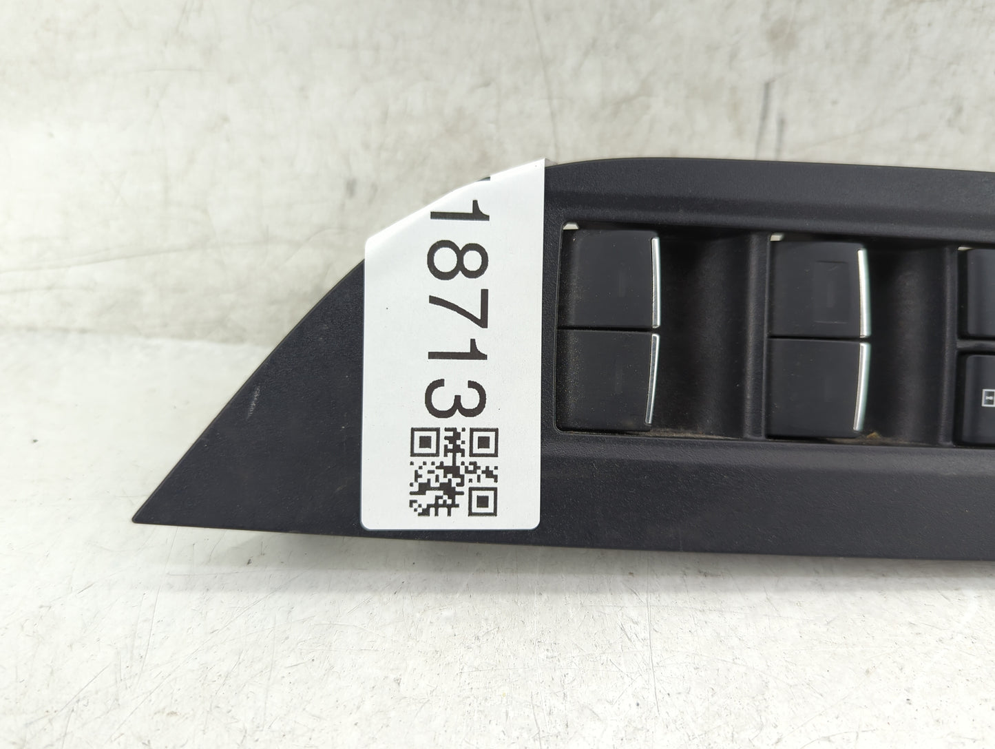 2025 Toyota Rav4 Master Power Window Switch Replacement Driver Side Left P/N:74232-42220 84040-0A170 Fits OEM Used Auto Part