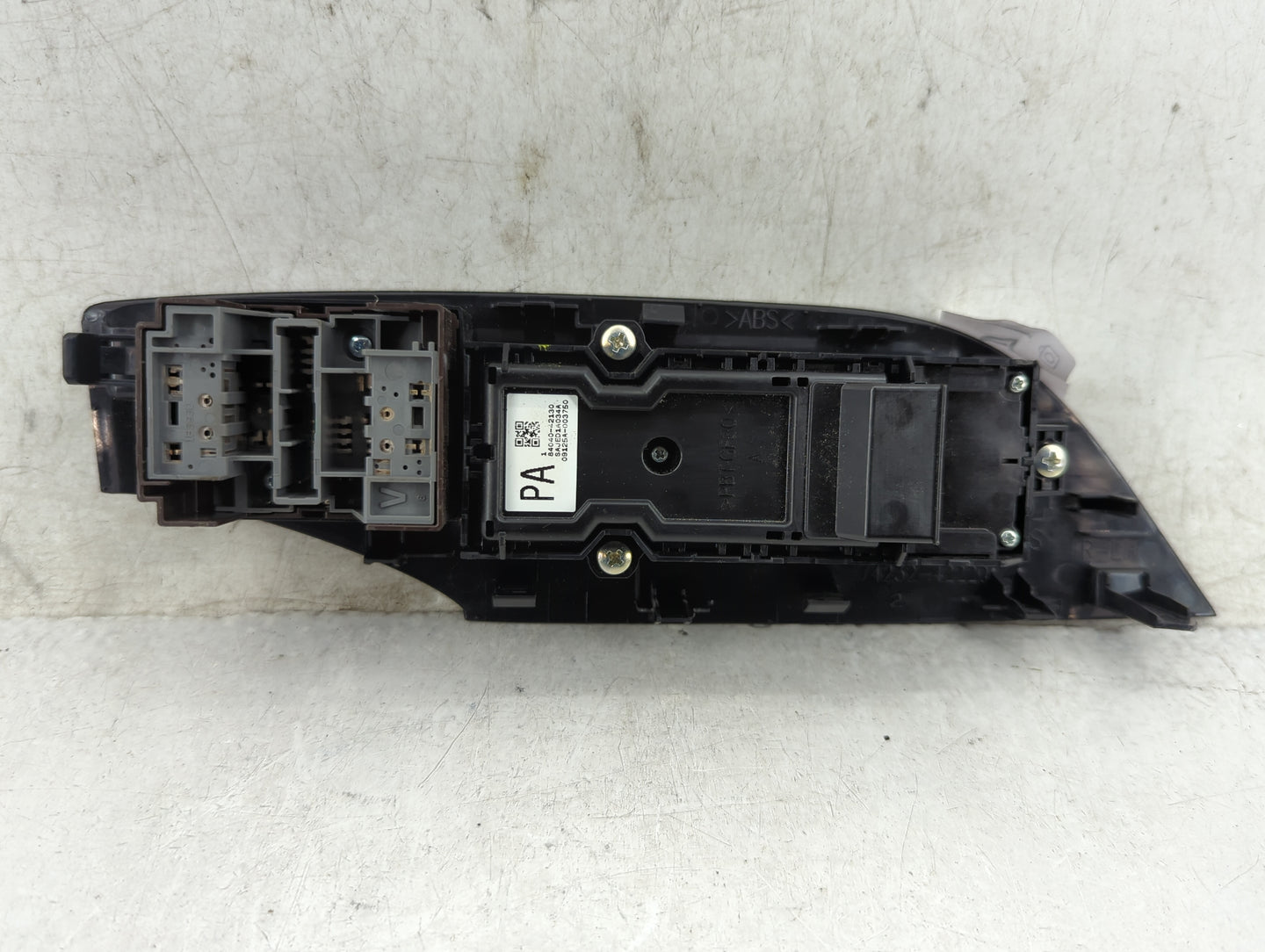2025 Toyota Rav4 Master Power Window Switch Replacement Driver Side Left P/N:74232-42220 84040-0A170 Fits OEM Used Auto Part