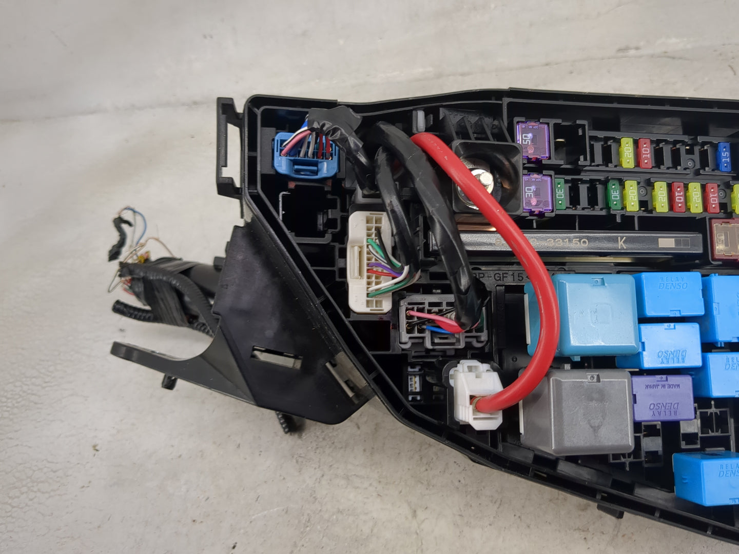 2019-2022 Toyota Rav4 Fusebox Fuse Box Panel Relay Module Fits Fits 2019 2020 2021 2022 OEM Used Auto Parts - Oemusedautopar