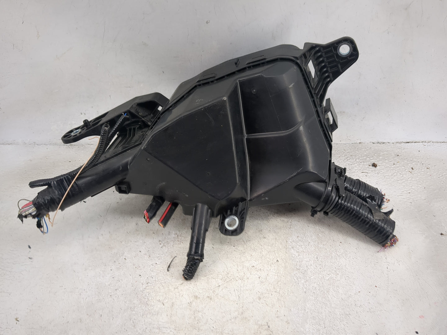2019-2022 Toyota Rav4 Fusebox Fuse Box Panel Relay Module Fits Fits 2019 2020 2021 2022 OEM Used Auto Parts - Oemusedautopar