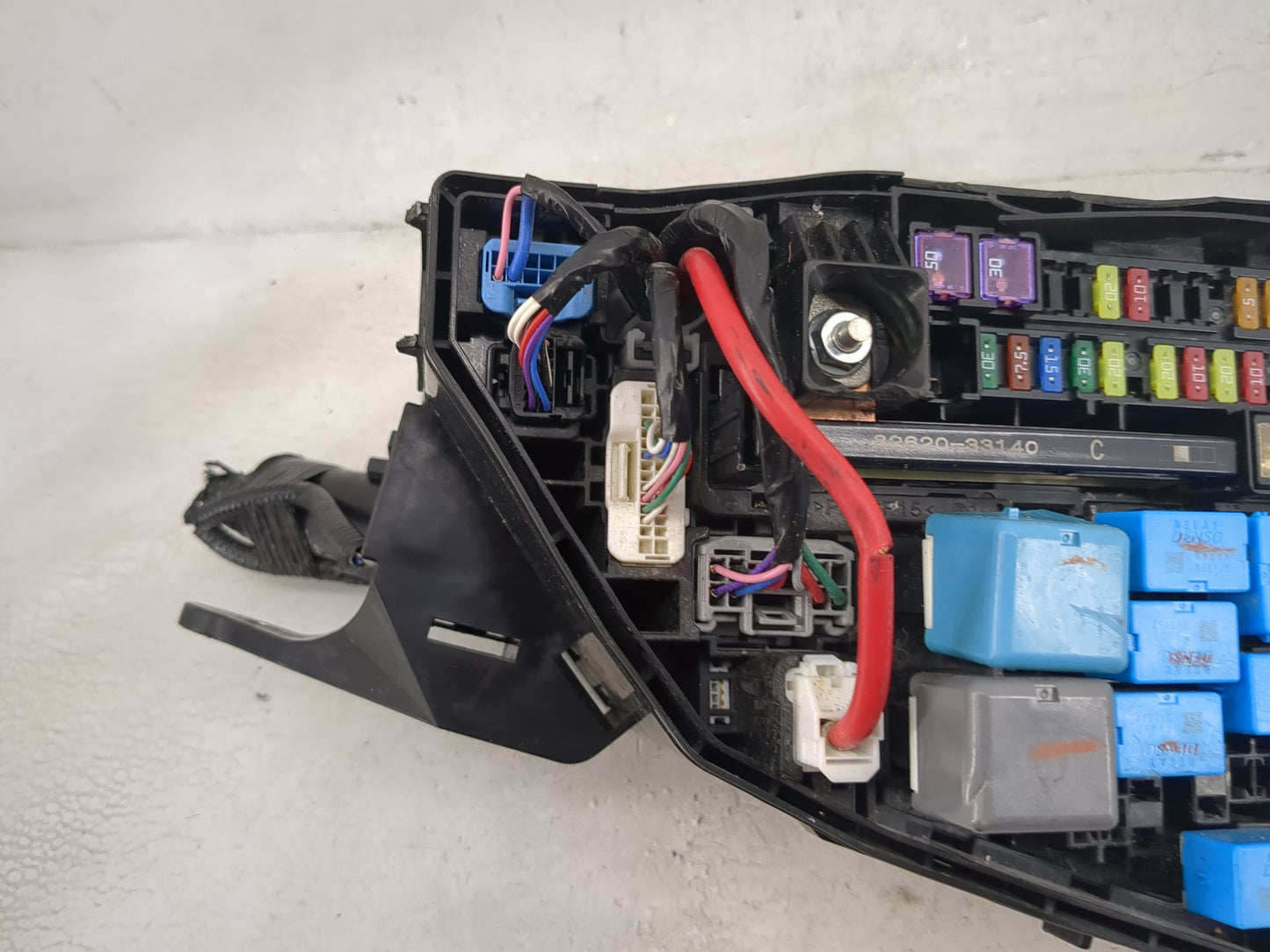 2019-2022 Toyota Rav4 Fusebox Fuse Box Panel Relay Module P/N:82620-33140 Fits Fits 2019 2020 2021 2022 OEM Used Auto Parts 