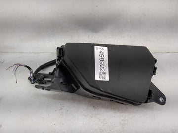 2019-2022 Toyota Rav4 Fusebox Fuse Box Panel Relay Module P/N:82730-33150 Fits Fits 2019 2020 2021 2022 OEM Used Auto Parts 
