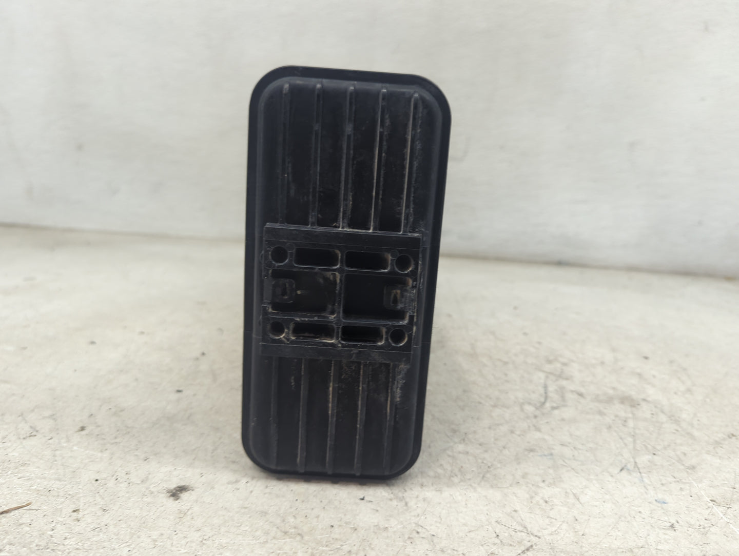 2025 Toyota Sienna Fuel Vapor Charcoal Canister - Oemusedautoparts1.com