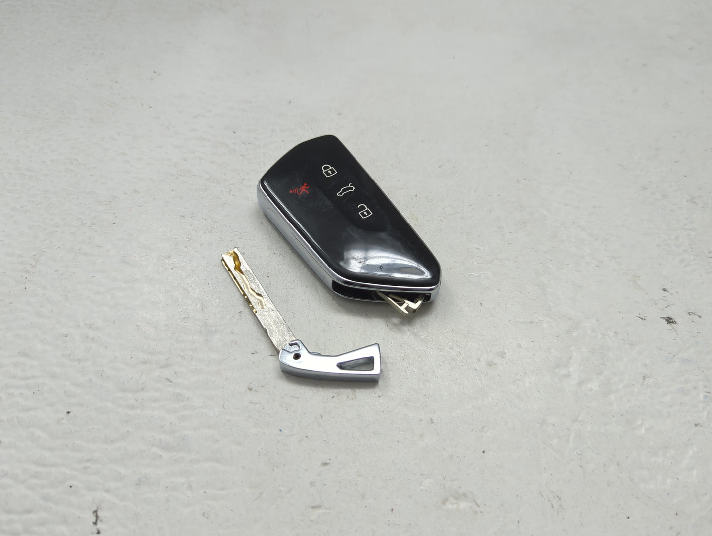 Volkswagen Gti Keyless Entry Remote Fob NBGFS191S 5H0 959 753 BS 4 buttons - Oemusedautoparts1.com