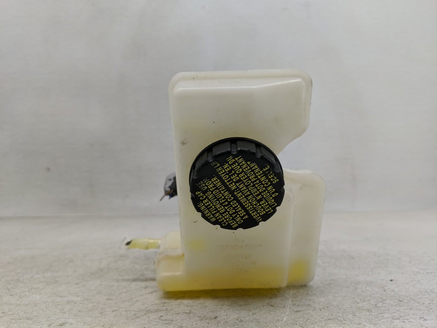 2025 Volkswagen Jetta Brake Master Cylinder - Oemusedautoparts1.com