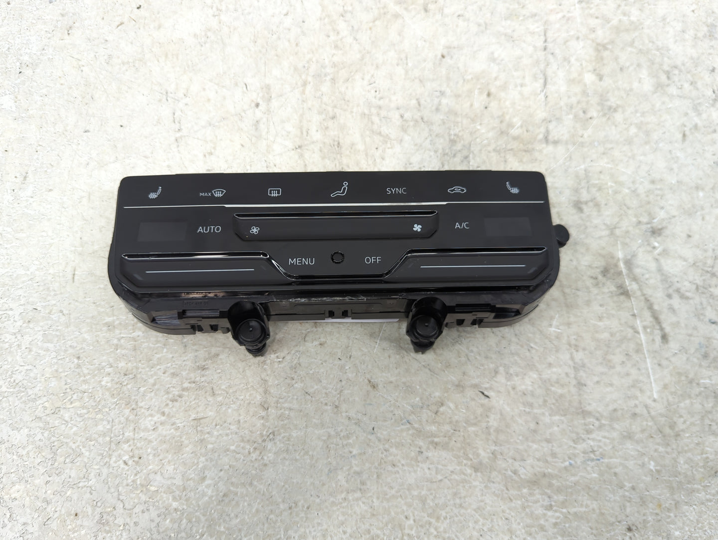 2025 Volkswagen Jetta Climate Control Module Temperature AC/Heater Replacement P/N:2GJ907044K 5HB01723207 Fits OEM Used Auto