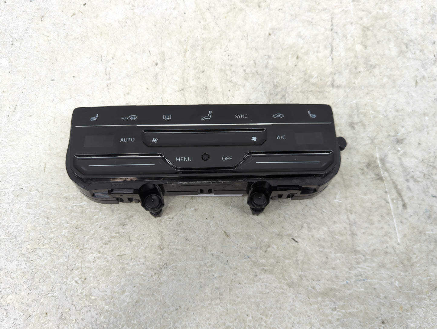 2025 Volkswagen Jetta Climate Control Module Temperature AC/Heater Replacement P/N:2GJ907044K 5HB01723207 Fits OEM Used Auto