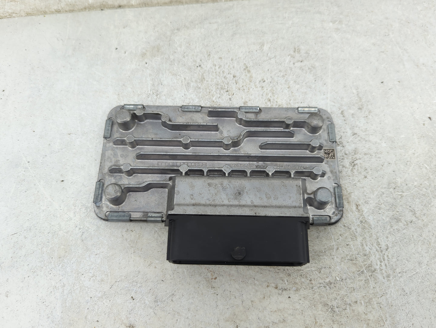 2025 Volkswagen Jetta Transmission Control Module Tcu Tcm - Oemusedautoparts1.com