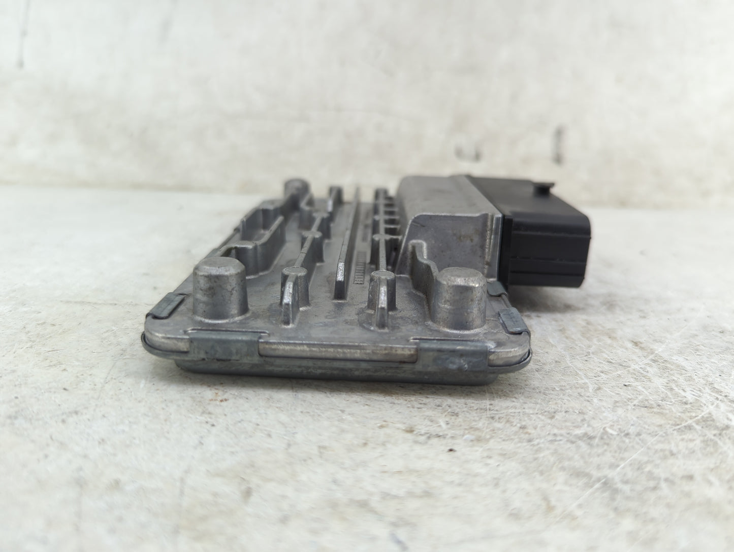 2025 Volkswagen Jetta Transmission Control Module Tcu Tcm - Oemusedautoparts1.com