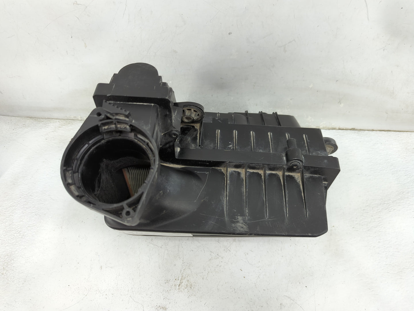2025 Volkswagen Tiguan Air Cleaner Intake-duct Hose Tube - Oemusedautoparts1.com