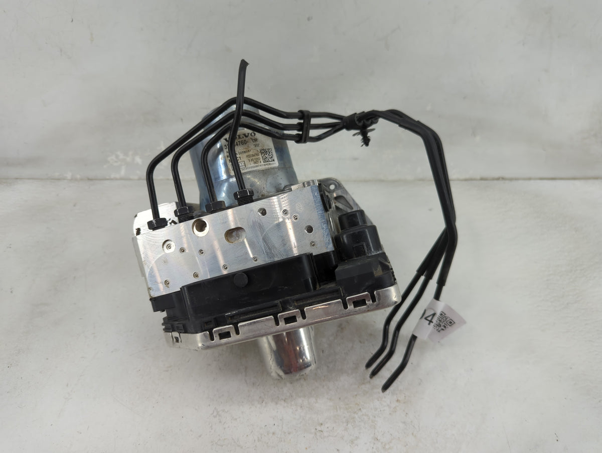 2025 Volvo Xc40 Anti-Lock Brake ABS Pump Module Actuator OEM P/N:32384760 P32384760 Fits OEM Used Auto Parts - Oemusedautopa