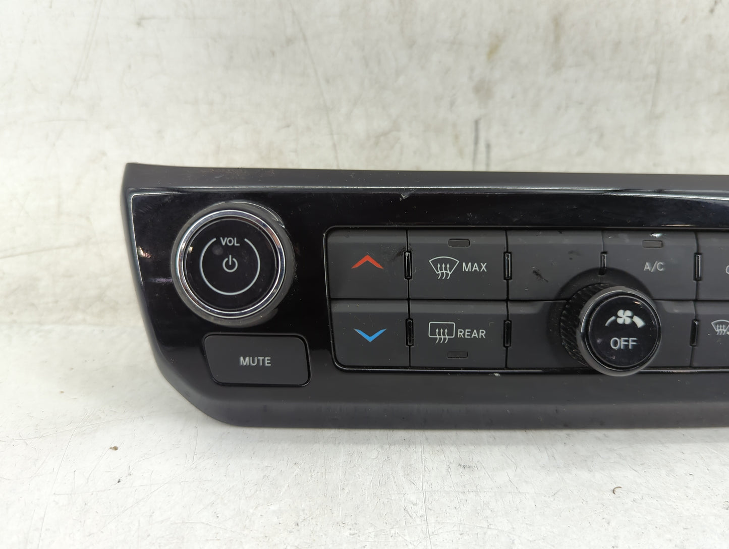 2025 Jeep Compass Ac Heater Climate Control 68518281ac - Oemusedautoparts1.com