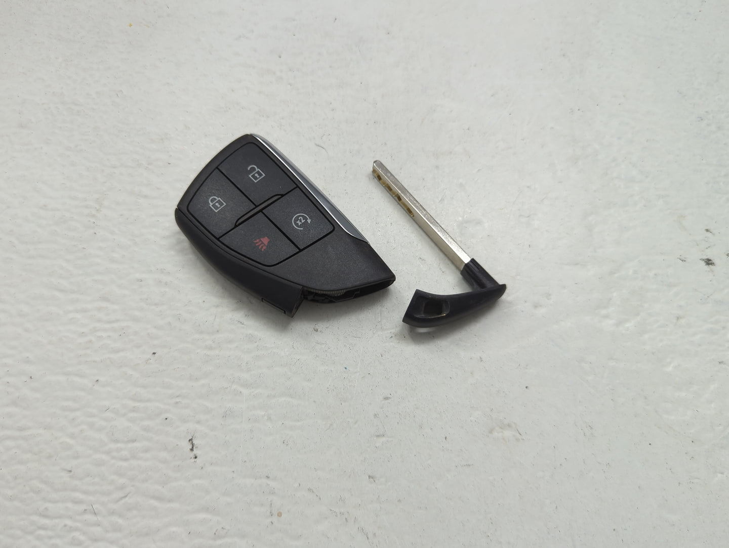 Chevrolet Colorado Keyless Entry Remote Fob YG0G21TB2 13548442 | 13560201 - Oemusedautoparts1.com