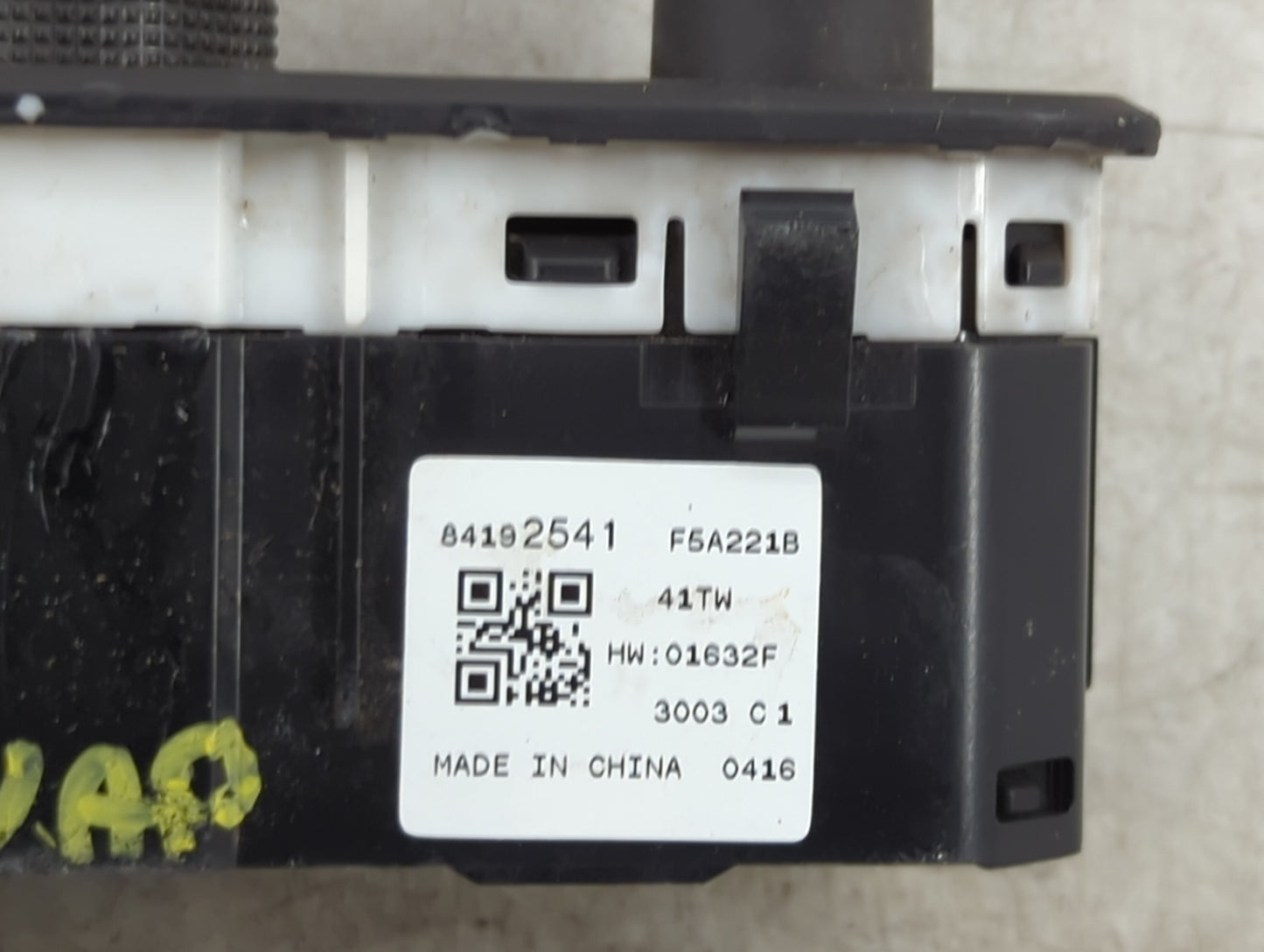 2026 Chevrolet Trailblazer Hazard Switch 84192541 - Oemusedautoparts1.com
