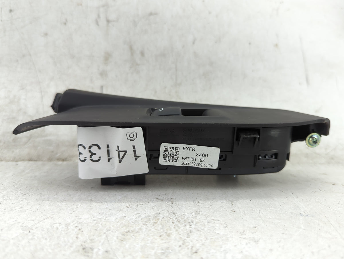 2026 Chevrolet Trailblazer Passenger Right Power Window Switch 42668003 - Oemusedautoparts1.com
