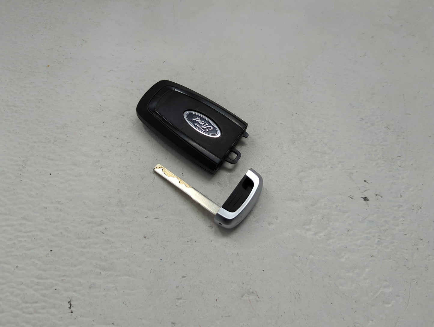 Ford Transit Keyless Entry Remote Fob M3N-A2C931423 KT1T-15K601-CC 4 buttons - Oemusedautoparts1.com