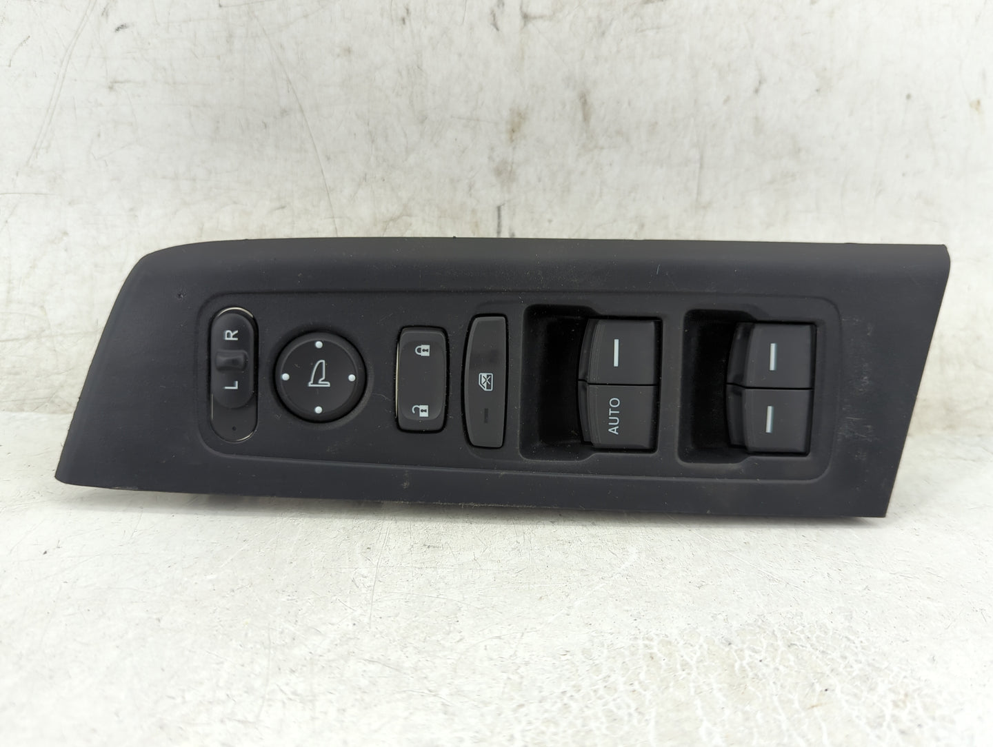 2026 Honda Cr-V Master Power Window Switch Replacement Driver Side Left P/N:M64590 Fits OEM Used Auto Parts - Oemusedautopar