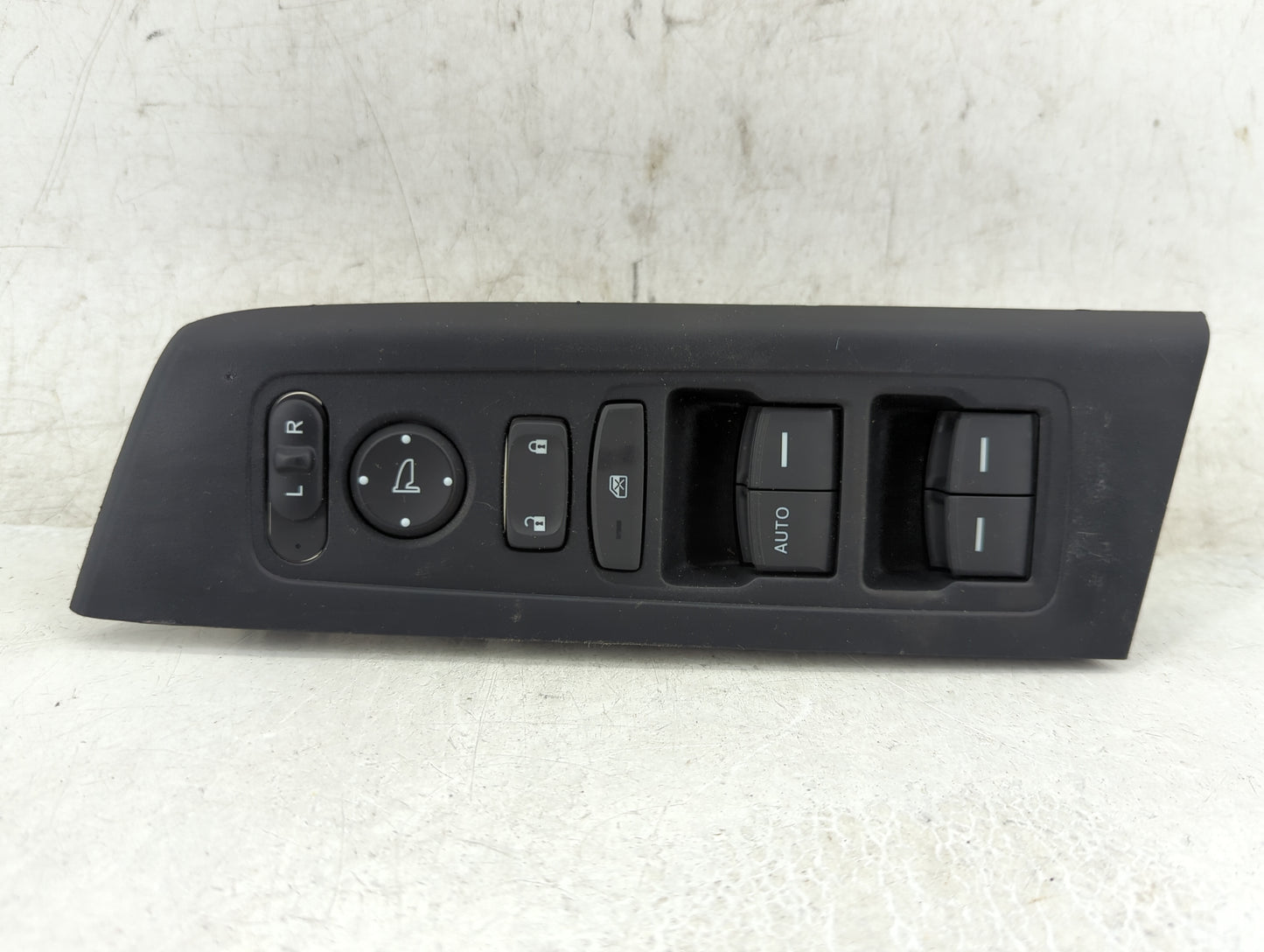 2026 Honda Cr-V Master Power Window Switch Replacement Driver Side Left P/N:M64590 Fits OEM Used Auto Parts - Oemusedautopar