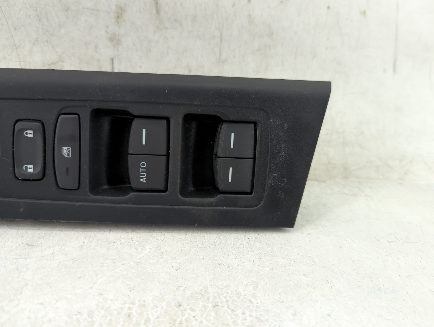 2026 Honda Cr-V Master Power Window Switch Replacement Driver Side Left P/N:M64590 Fits OEM Used Auto Parts - Oemusedautopar