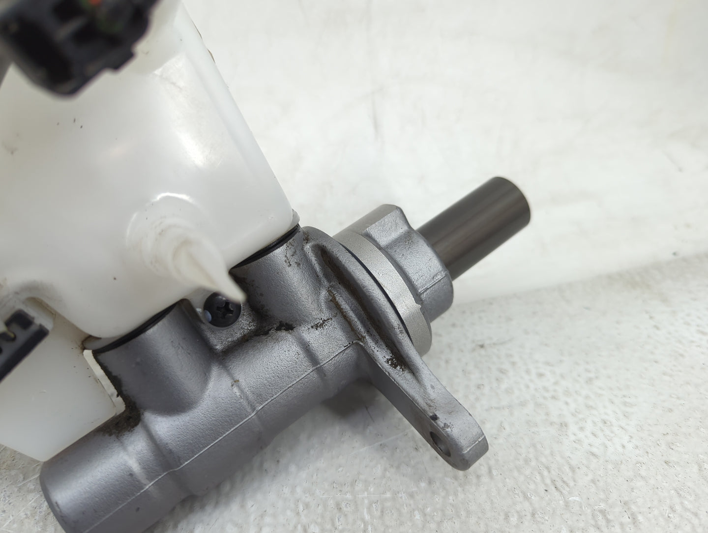 2026 Hyundai Tucson Brake Master Cylinder - Oemusedautoparts1.com
