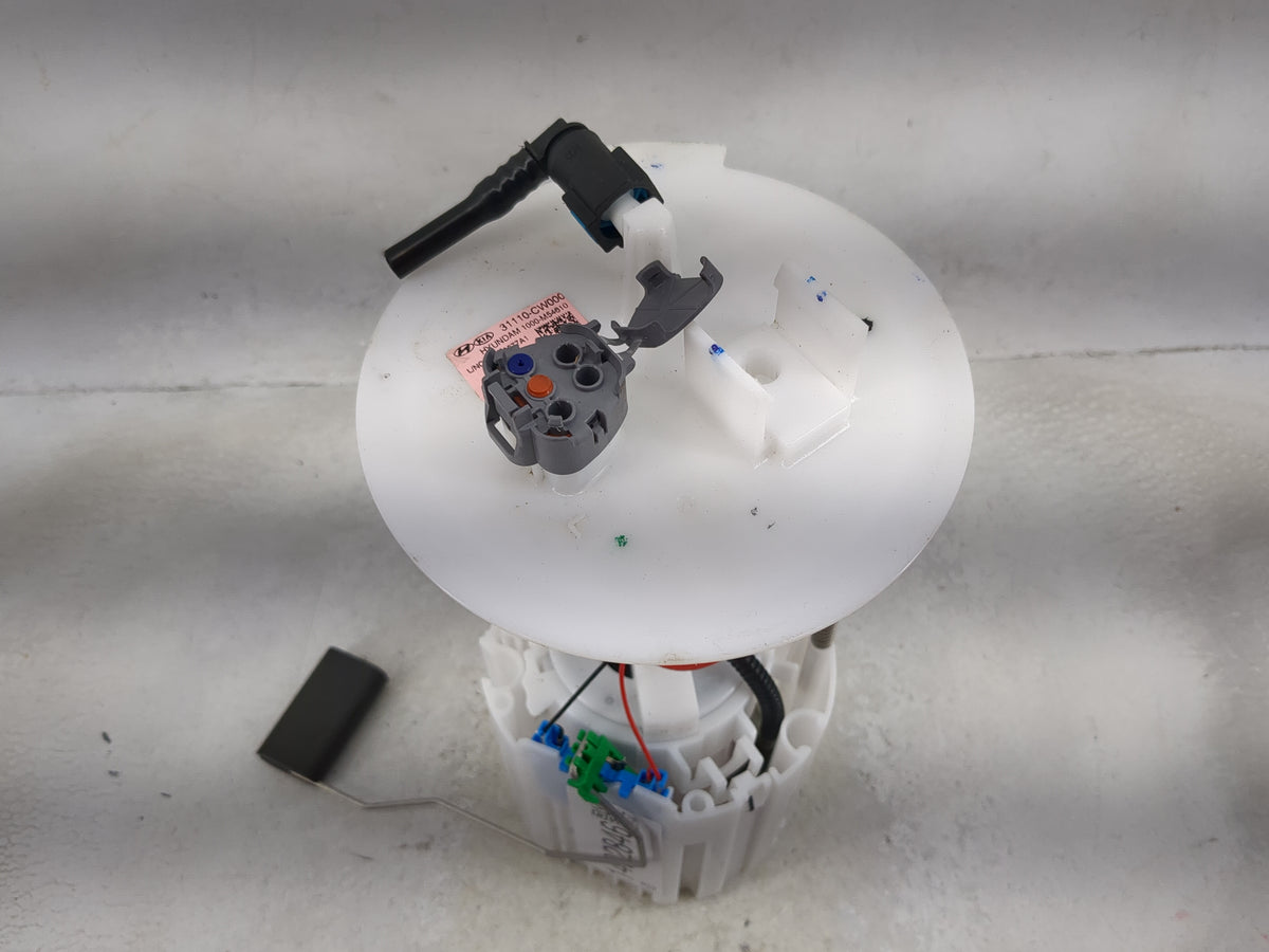 2022-2022 Hyundai Tucson Electrical Gas Fuel Pump Assembly - Oemusedautoparts1.com
