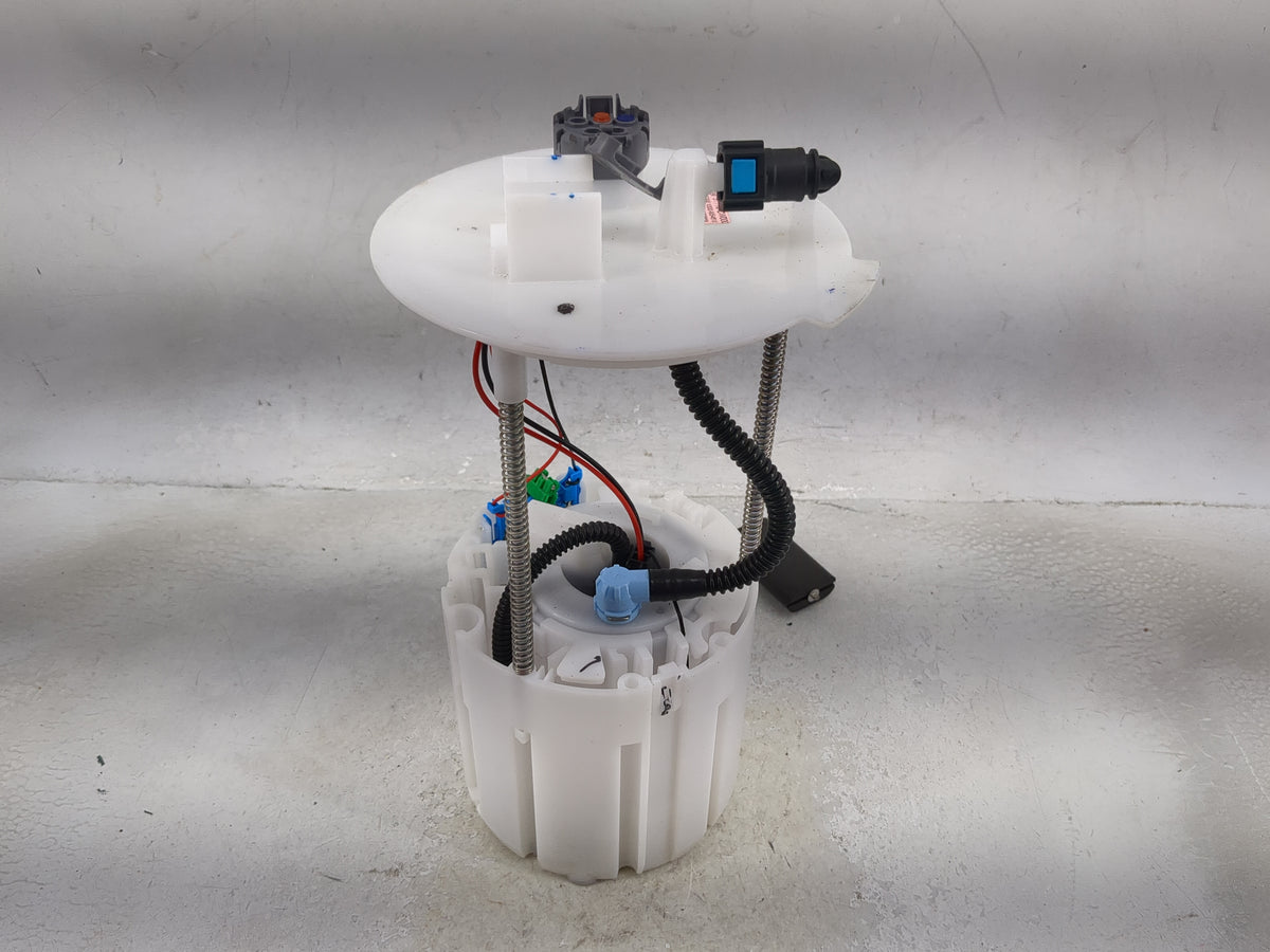 2022-2022 Hyundai Tucson Electrical Gas Fuel Pump Assembly - Oemusedautoparts1.com