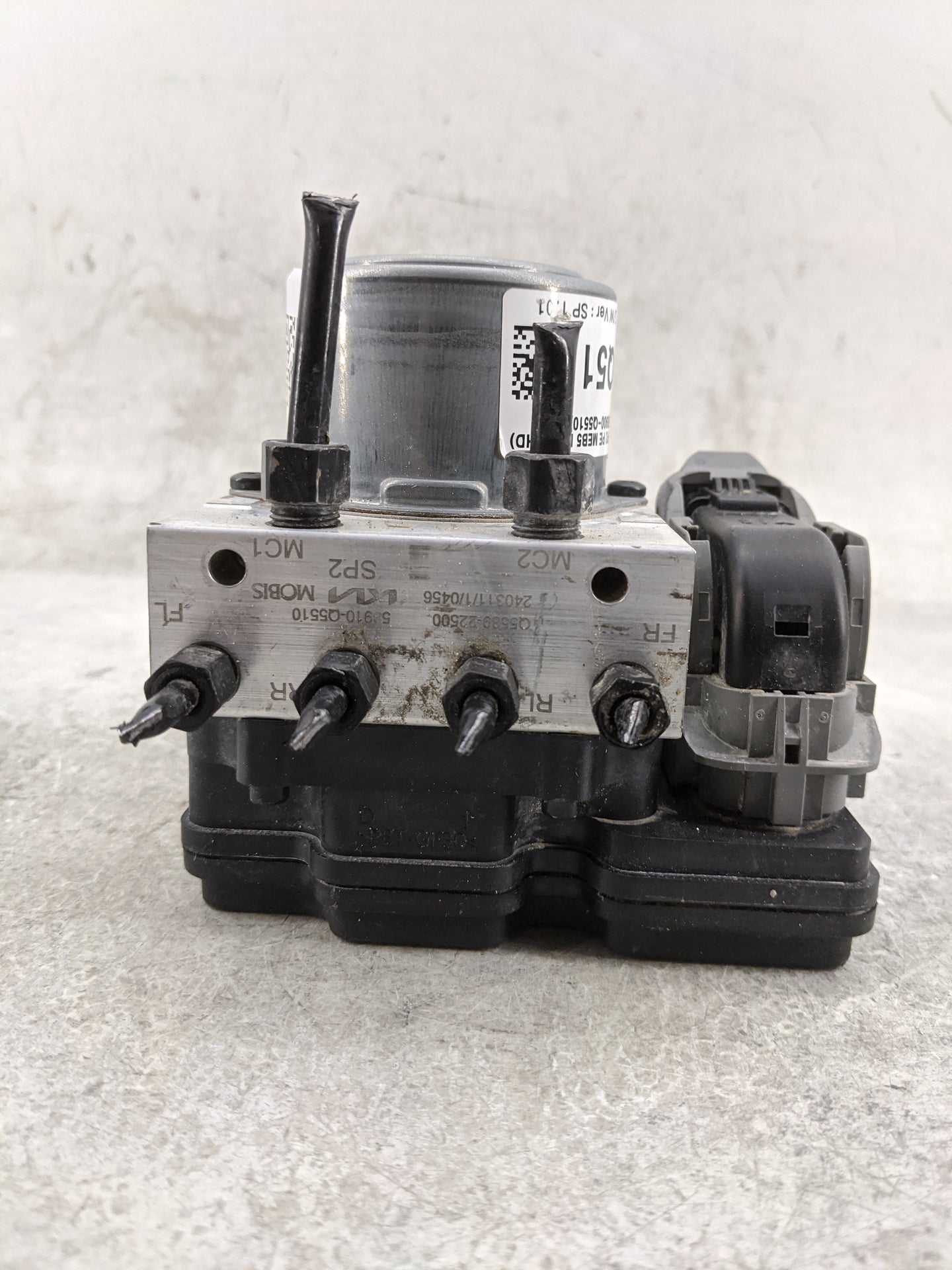 2026 Kia Seltos ABS Pump Control Module Replacement P/N:58900-Q5510 Q5589-32500, 2UY10123B8, 4188256, 2UY0300911, 52E0930250