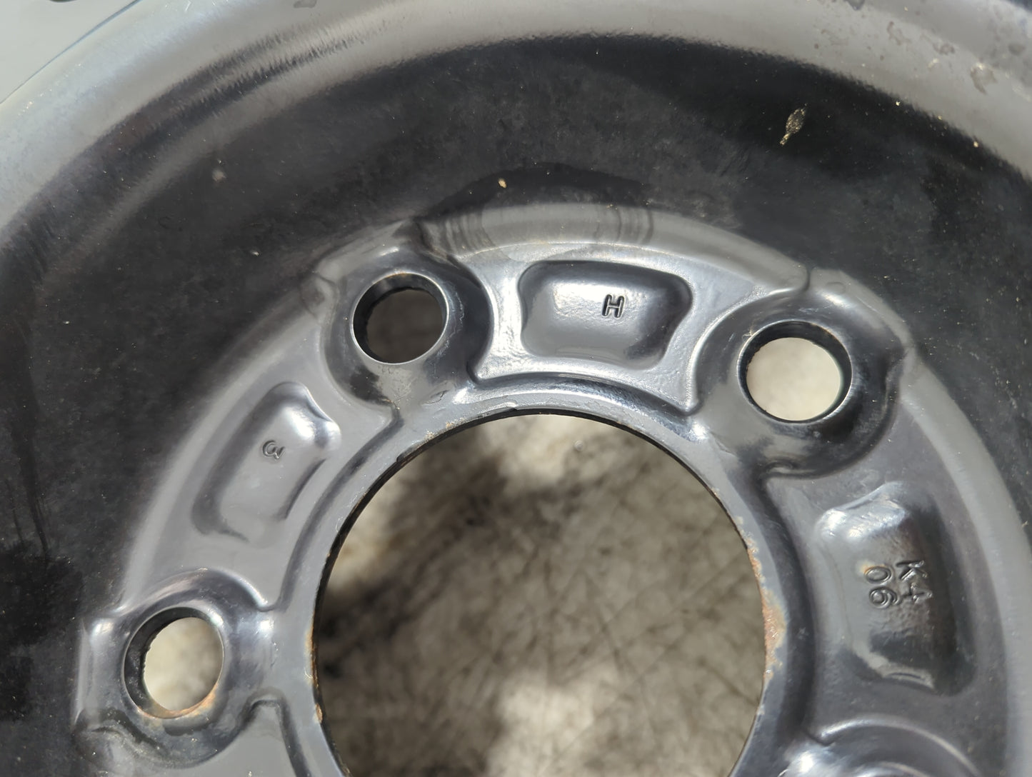 2028 Chevrolet Venture Ventur Spare Donut Tire Wheel Rim Oem - Oemusedautoparts1.com