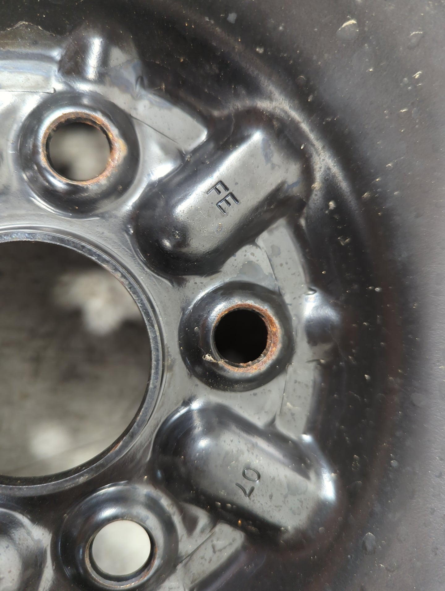 2028 Pontiac Vibe Vibe Spare Donut Tire Wheel Rim Oem - Oemusedautoparts1.com