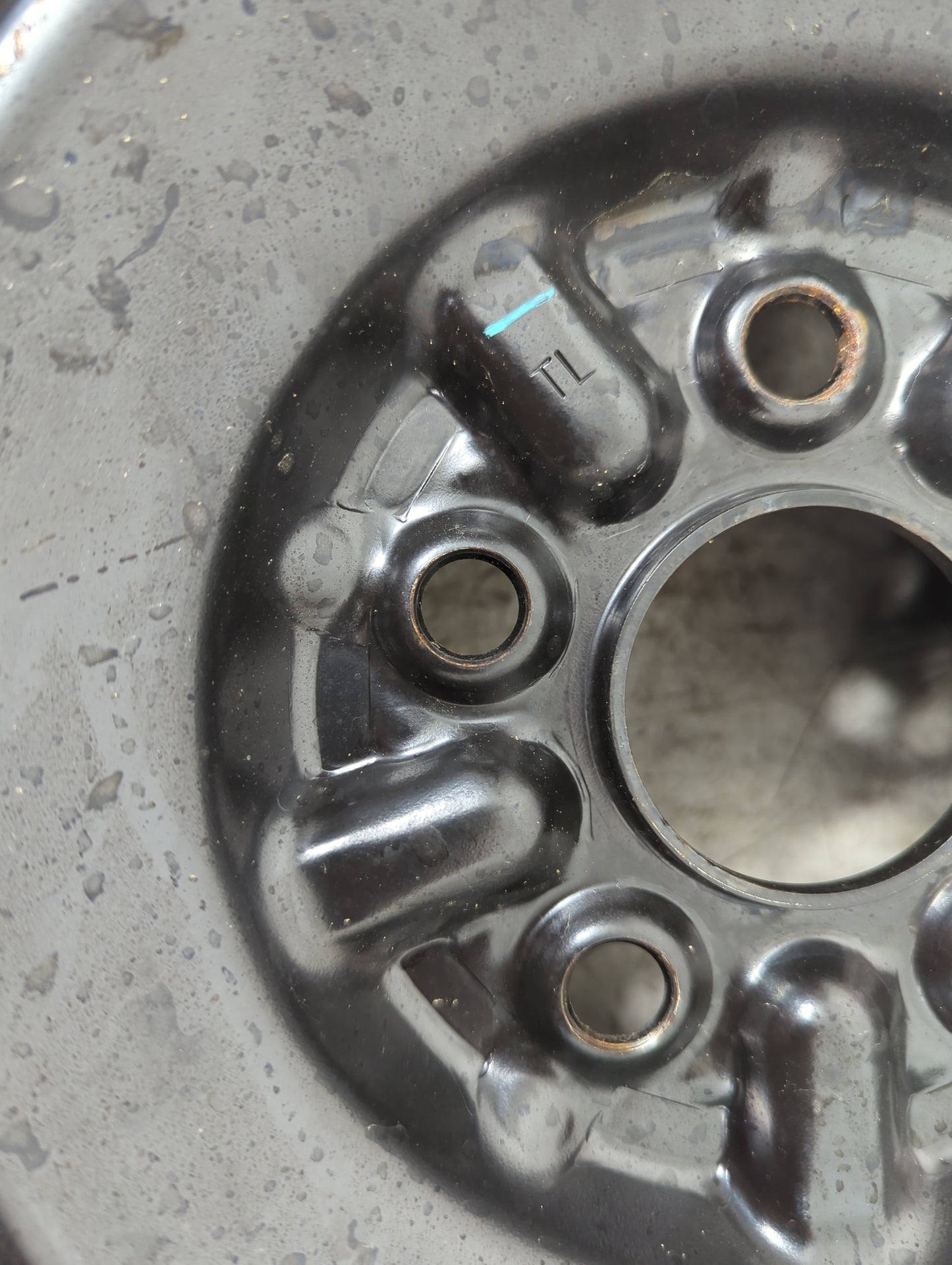 2028 Pontiac Vibe Vibe Spare Donut Tire Wheel Rim Oem - Oemusedautoparts1.com