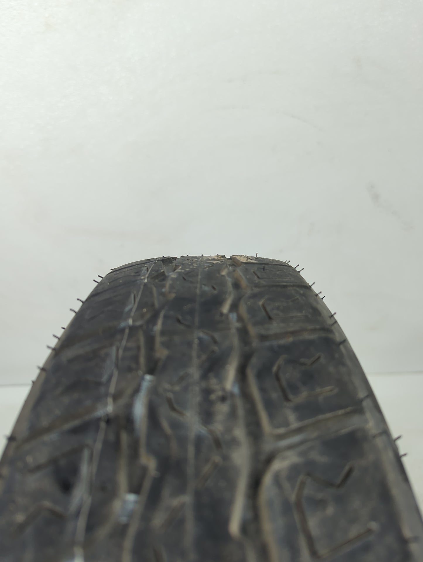 2028 Pontiac Vibe Vibe Spare Donut Tire Wheel Rim Oem - Oemusedautoparts1.com