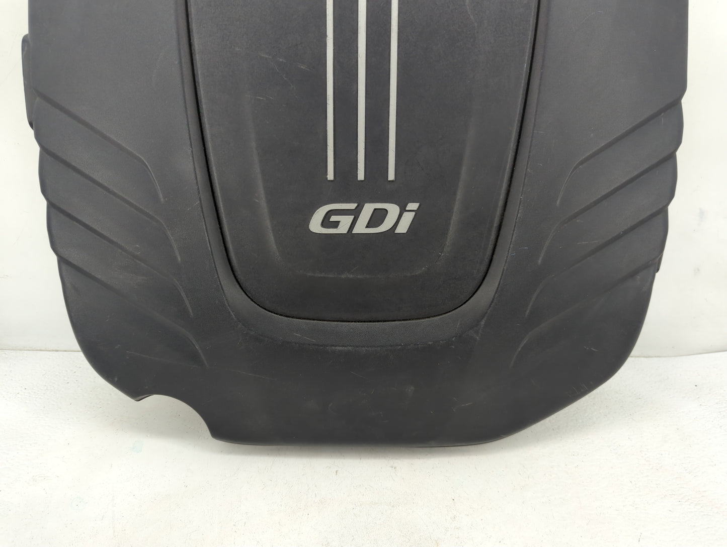 2105 Kia Sedona Engine Cover - Oemusedautoparts1.com