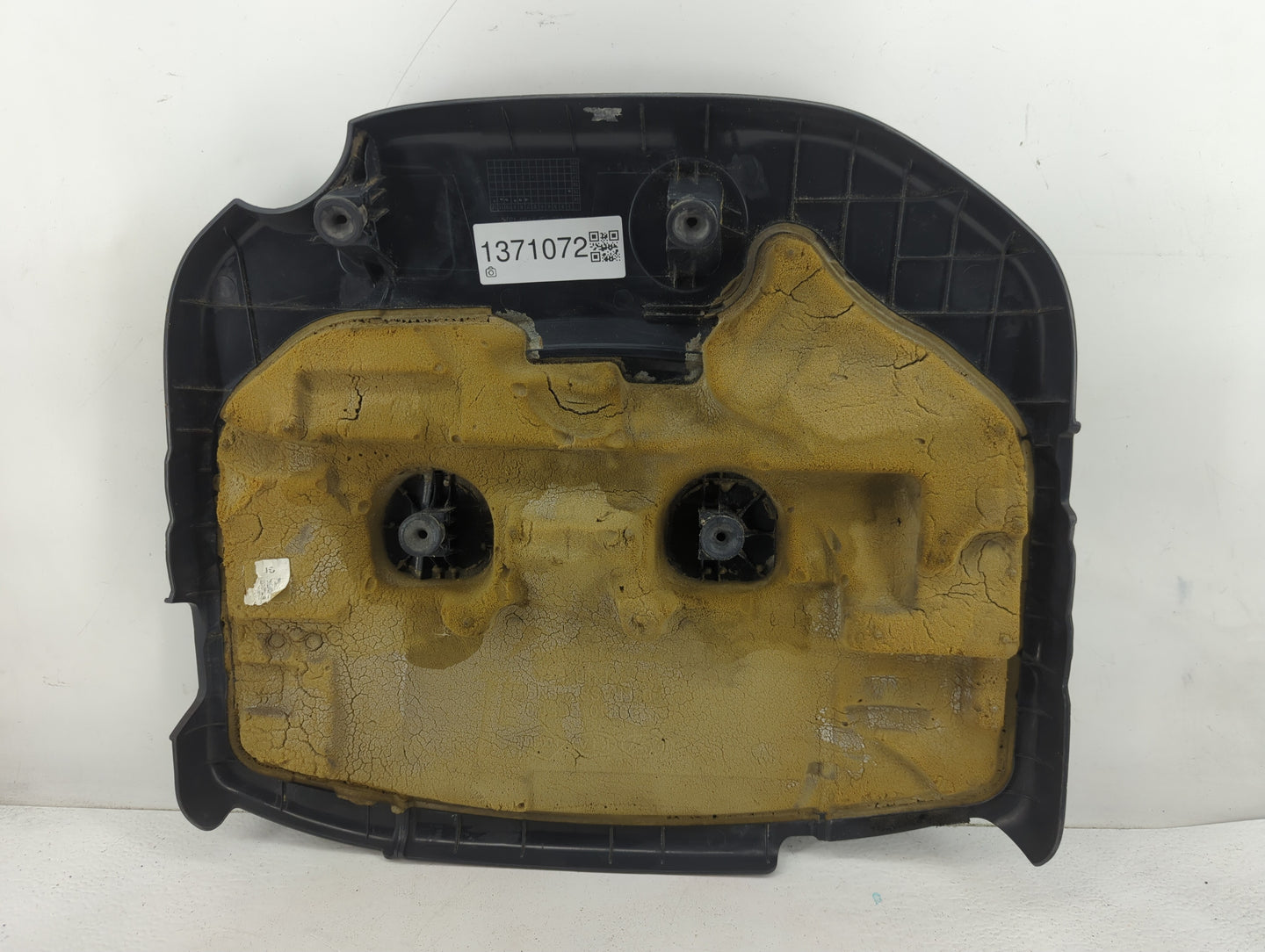 2105 Kia Sedona Engine Cover - Oemusedautoparts1.com