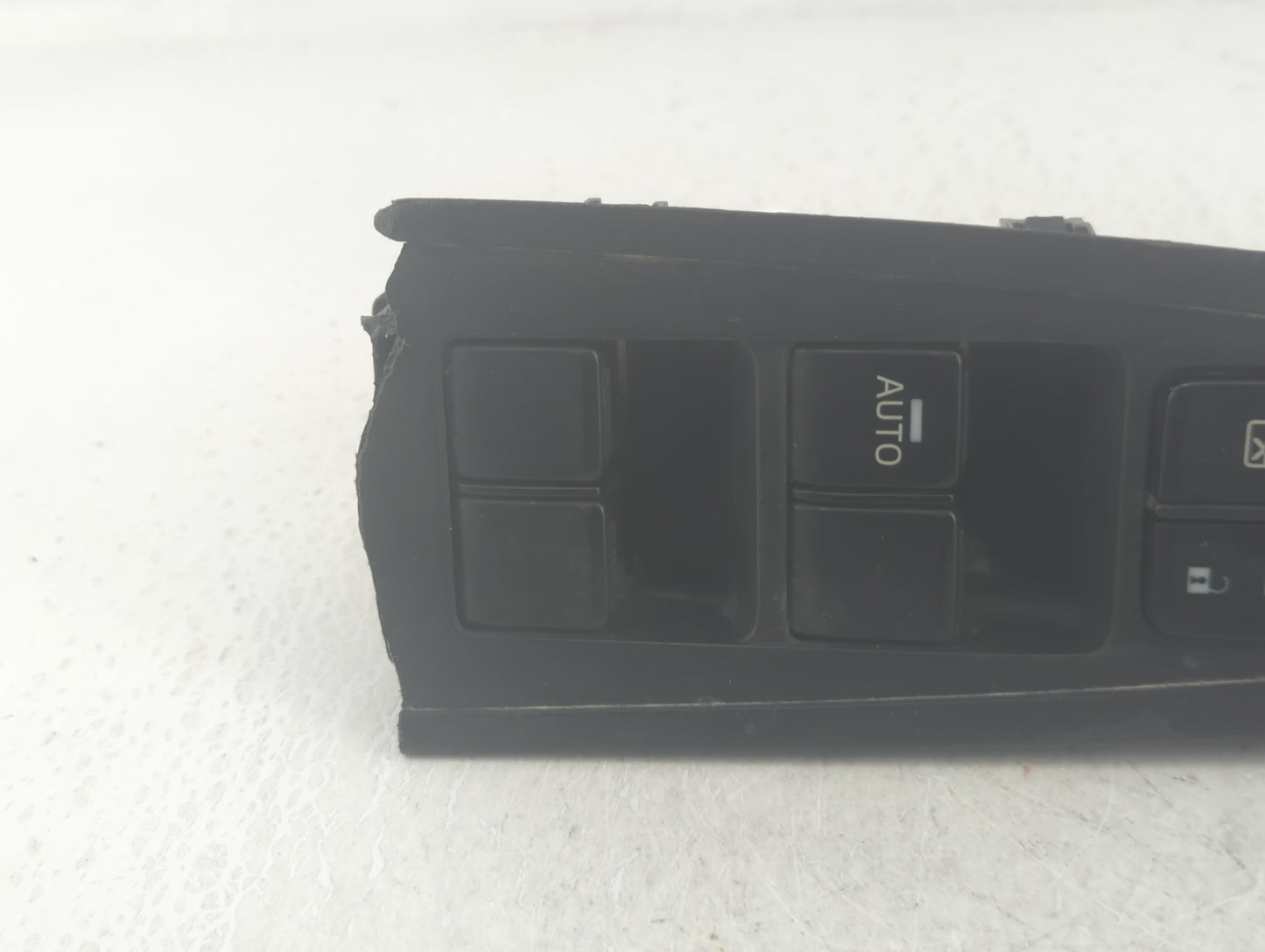 2009-2011 Chevrolet Hhr Master Power Window Switch Replacement Driver Side Left P/N:DB4G 66 350 6194 T2 Fits OEM Used Auto P