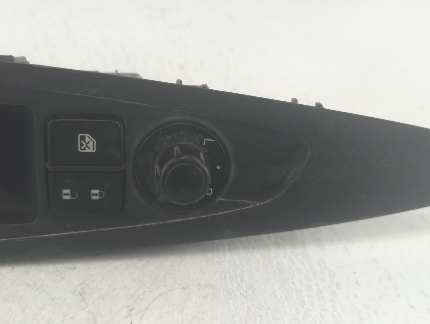 2009-2011 Chevrolet Hhr Master Power Window Switch Replacement Driver Side Left P/N:DB4G 66 350 6194 T2 Fits OEM Used Auto P