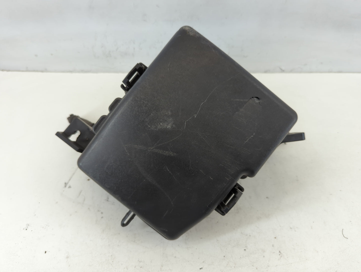 2011-2014 Hyundai Sonata Fusebox Fuse Box Panel Relay Module P/N:91950-3S711 Fits Fits 2011 2012 2013 2014 OEM Used Auto Par