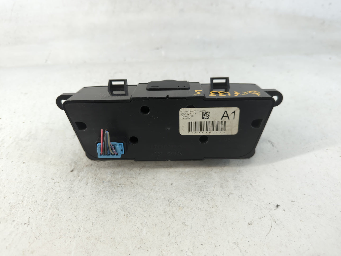 2014-2017 Acura Mdx Radio AM FM Cd Player Receiver Replacement P/N:57630294 2 M53408 Fits Fits 2014 2015 2016 2017 OEM Used 