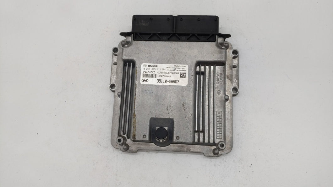 2015-2017 Hyundai Accent PCM Engine Control Computer ECU ECM PCU OEM P/N:39110-2BRG7 39110-2BRB5 Fits Fits 2015 2016 2017 OEM Used Auto Parts