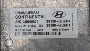 2018 Hyundai Santa Fe PCM Engine Control Computer ECU ECM PCU OEM P/N:39130-2GKR0 39100-2GKR0, 39130-2GKR1, 39100-2GKR1 Fits OEM Used Auto Parts