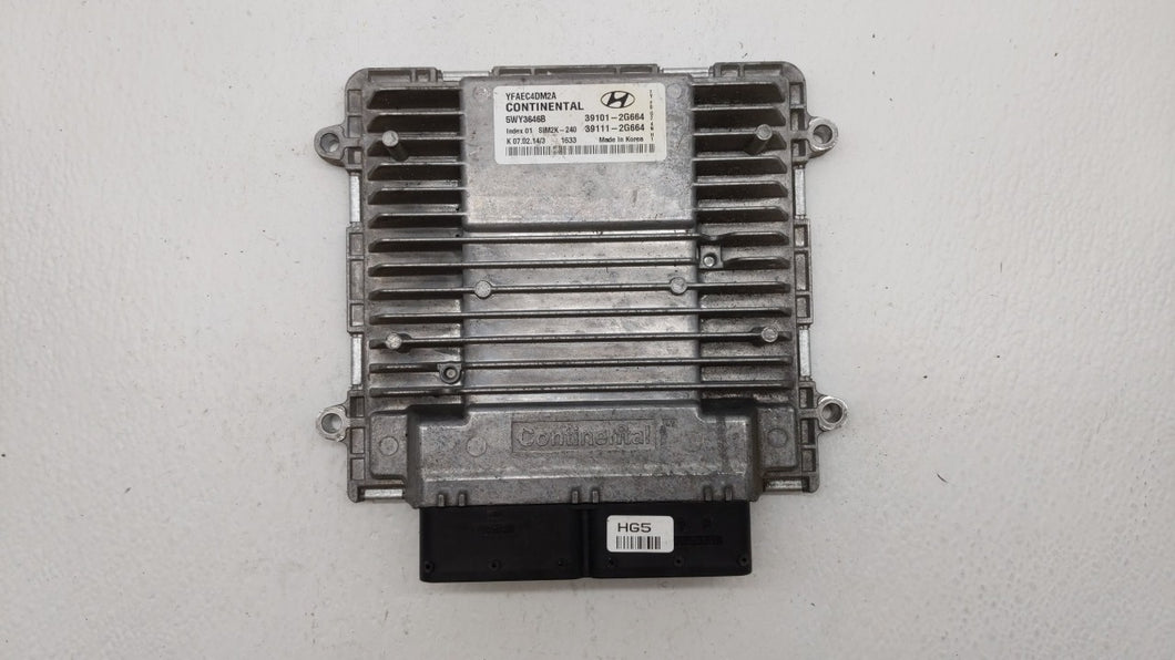 2011-2014 Hyundai Sonata PCM Engine Control Computer ECU ECM PCU OEM P/N:39101-2G673 39101-2G671 Fits Fits 2011 2012 2013 2014 OEM Used Auto Parts - Oemusedautoparts1.com 