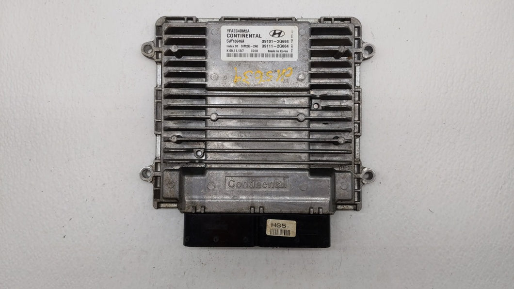 2011-2014 Hyundai Sonata PCM Engine Control Computer ECU ECM PCU OEM P/N:39101-2G672 39111-2G672 Fits Fits 2011 2012 2013 2014 OEM Used Auto Parts - Oemusedautoparts1.com 