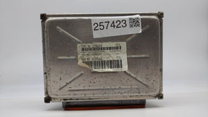 2003-2004 Chevrolet Silverado 2500 PCM Engine Control Computer ECU ECM PCU OEM P/N:12586242 89017750 Fits OEM Used Auto Parts - Oemusedautoparts1.com 